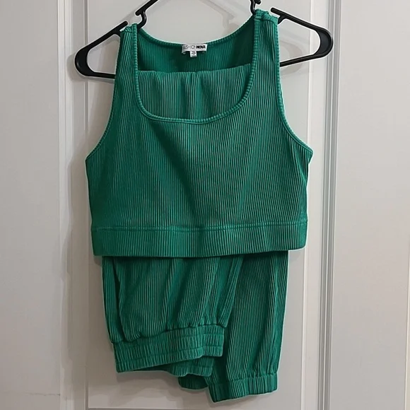 Jogger Set - Picture 6 of 8